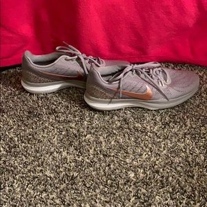 Women’s Nike Tennis Shoes